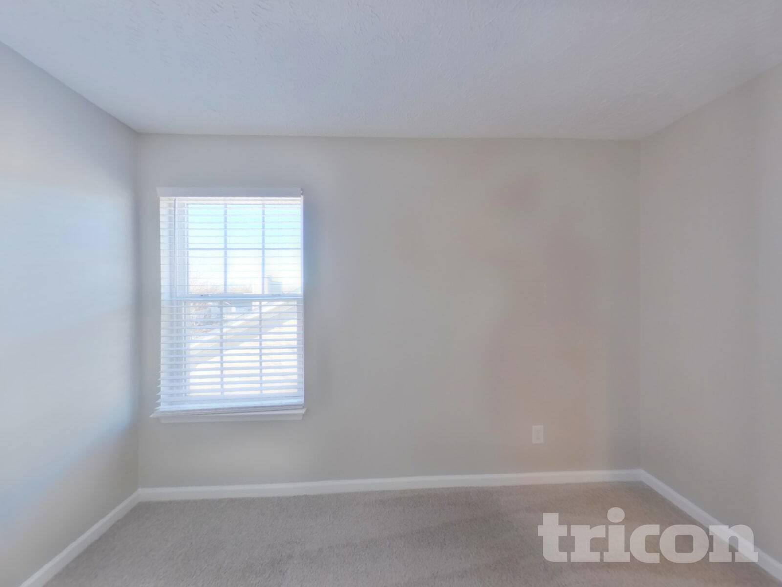 Building Photo - 3011 Deer Trail Dr