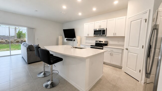 Building Photo - 3121 Novara Ln