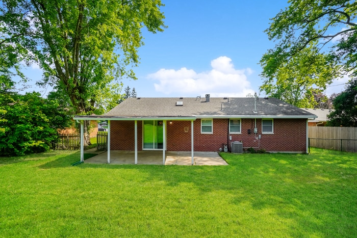 Building Photo - 333 Brownstone Dr