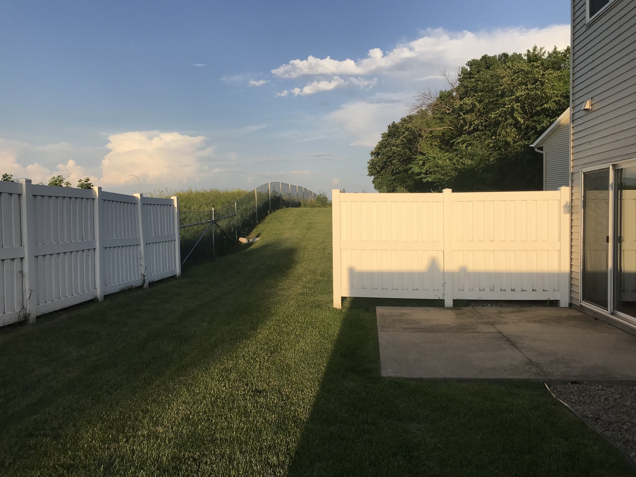 Building Photo - 2138 Willow Trl