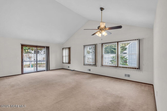 Building Photo - 30 Turnberry Cir