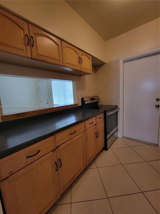 Building Photo - 835 Lenox Ave.