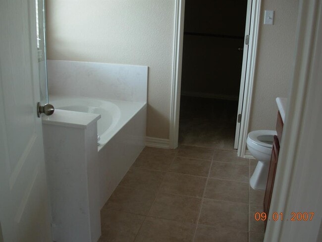 Building Photo - 12216 Buzz Schneider Ln