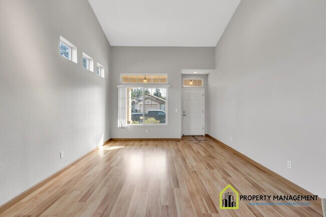 Building Photo - 5-Bedroom Residence Ready for Immediate Move-In