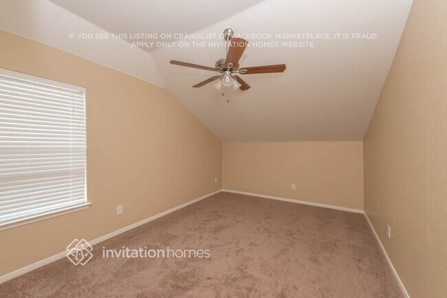 Building Photo - 9200 Farmer Dr