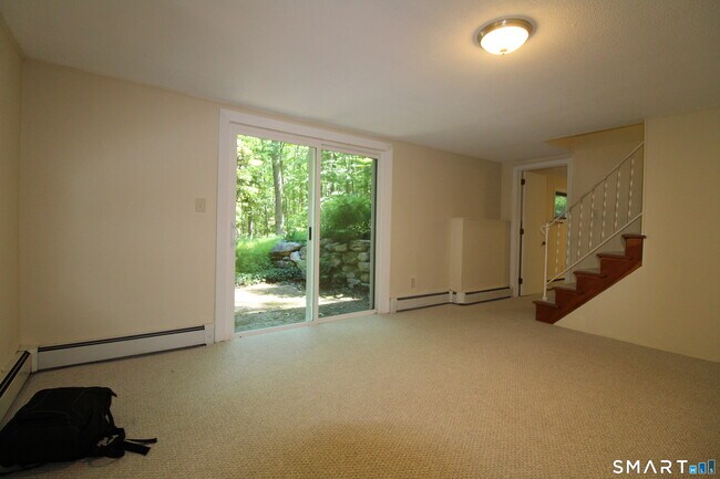 Building Photo - 67 Mulberry Rd