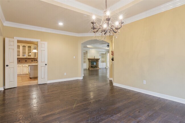 Building Photo - 5306 Norborne Ln