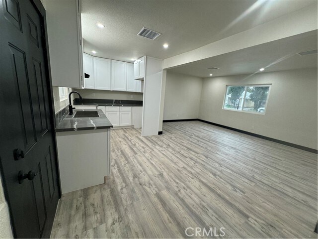 Building Photo - 1214 Hardt St