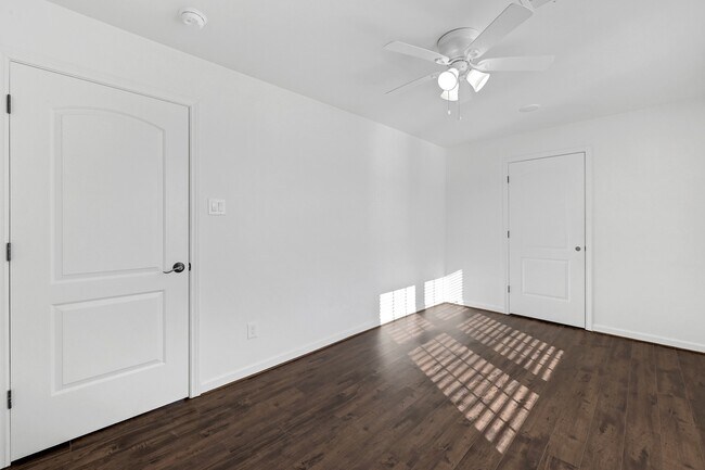 Building Photo - 311 Clifton St