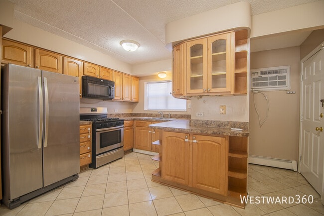 Building Photo - 6551 W School-103B