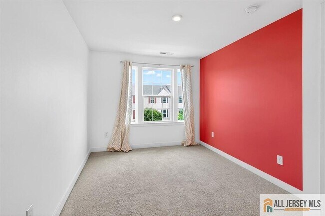 Building Photo - 117 Nathan Dr