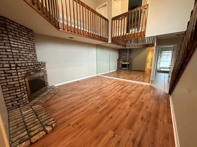 Building Photo - Beautiful Central Shreveport Home