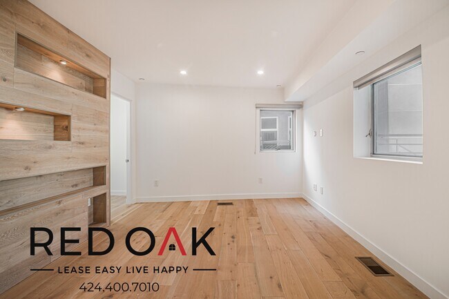 Building Photo - 947 4th St