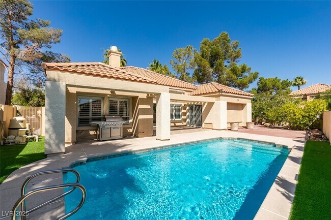 Building Photo - 1841 Indian Bend Dr