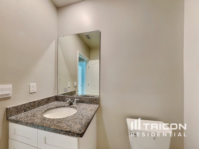 Building Photo - 5710 Grey Granite Wy