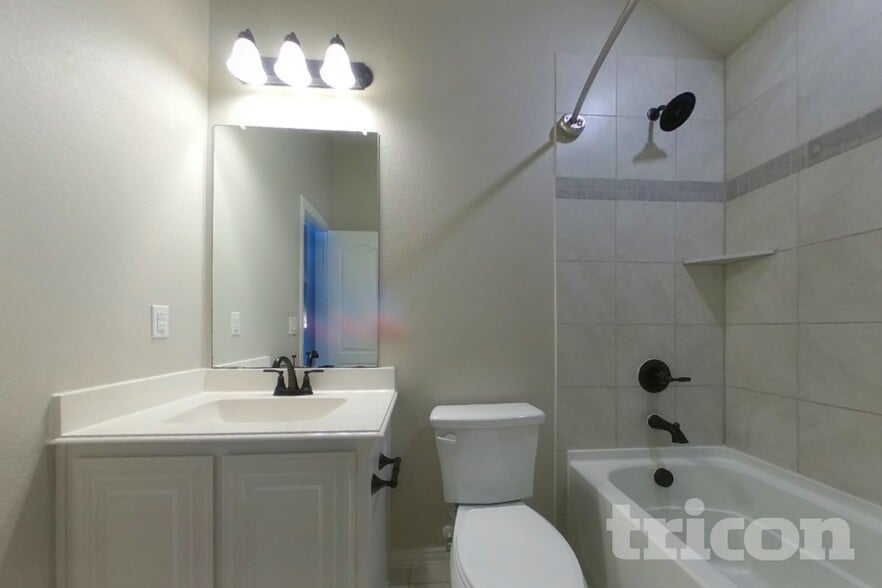 Building Photo - 10232 Wild Goose Dr