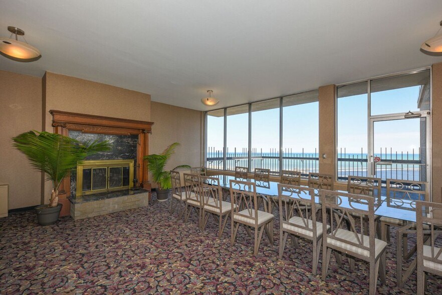 Building Photo - 1707 N Prospect Ave