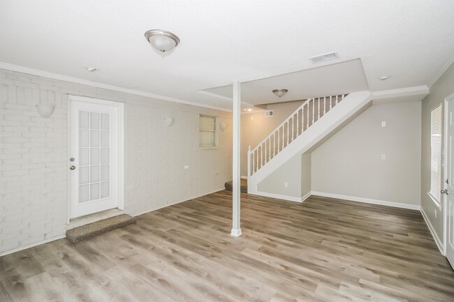 Building Photo - 1204 Calebs Ridge Dr