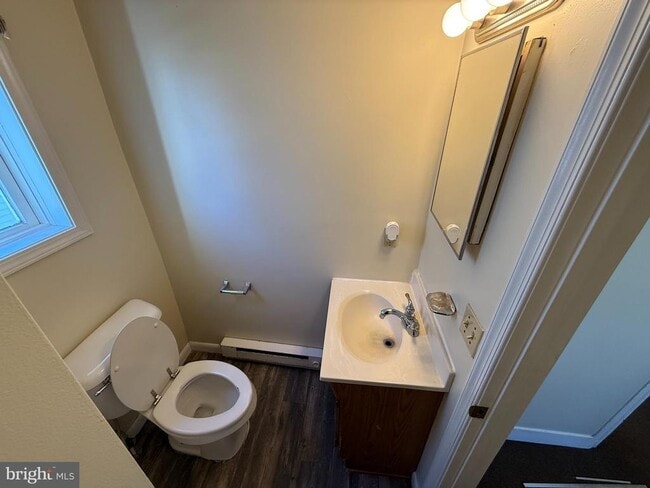 Building Photo - 204 E Portland St