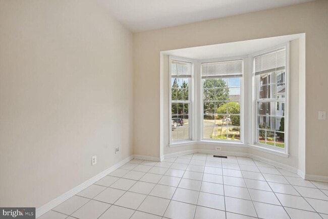Building Photo - 6323 Dunn Ct