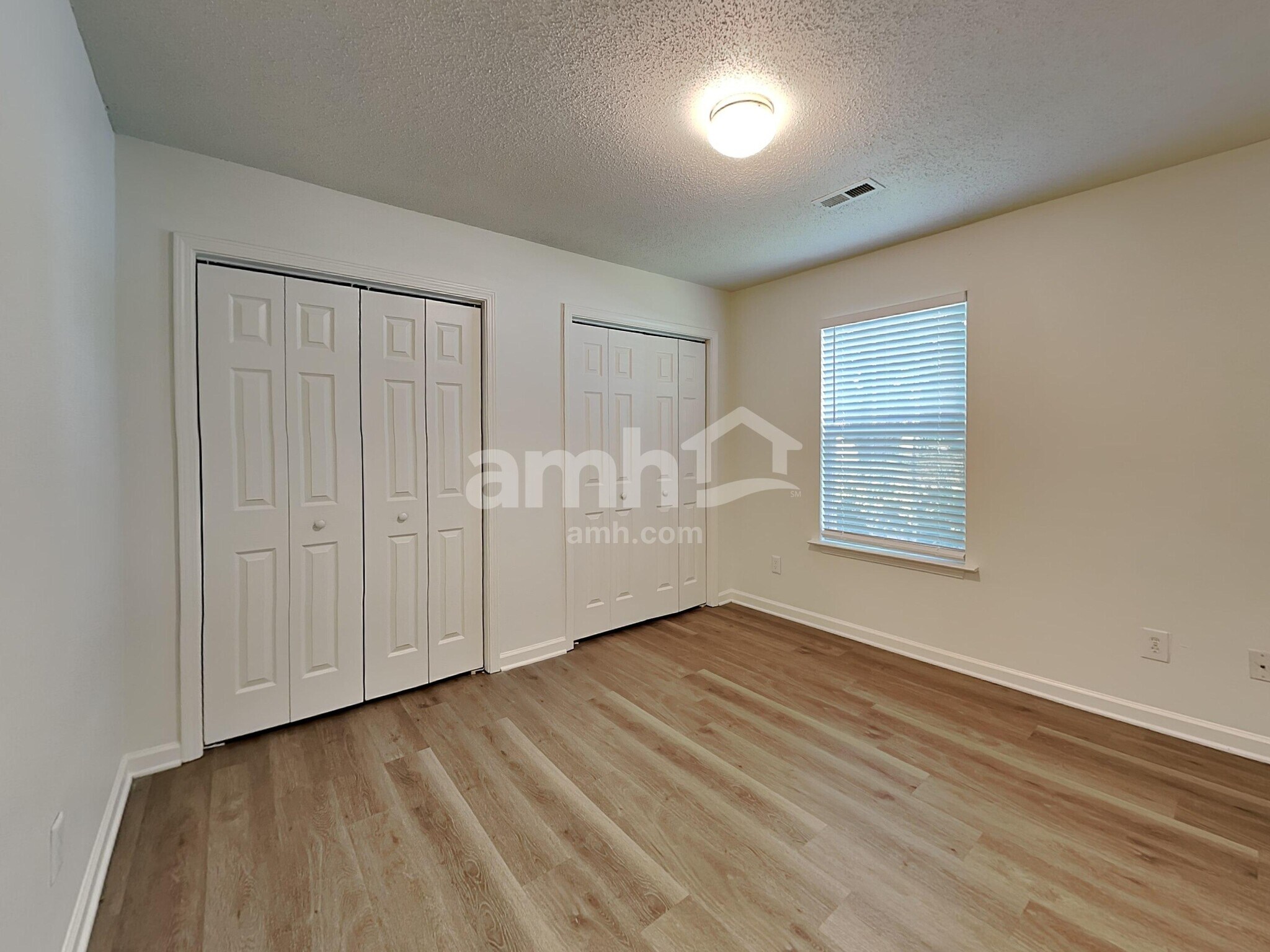 Building Photo - 4020 Landerwood Dr