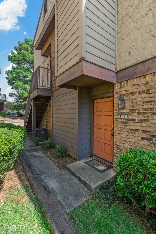 Building Photo - Townhome for rent!