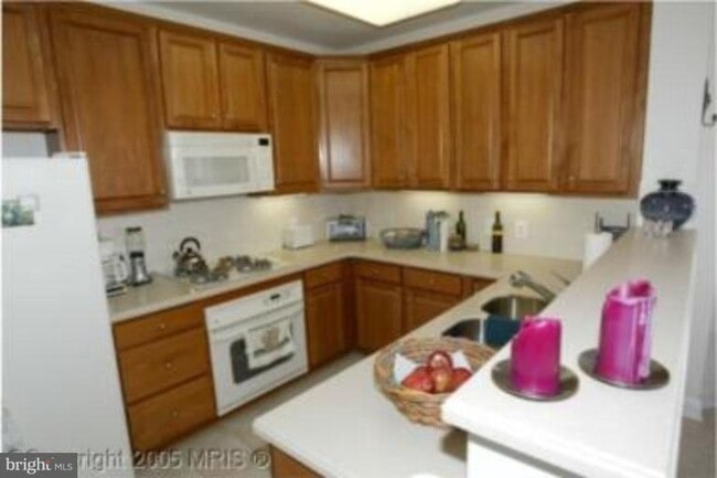 Building Photo - 804 Grand Champion Dr