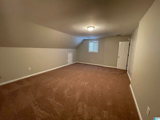 Building Photo - 1707 Columbiana Ln