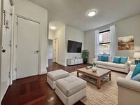 Building Photo - 609 W 137th St