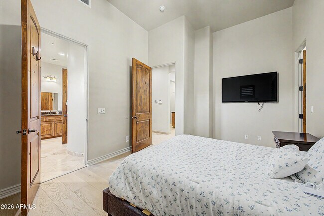 Building Photo - 14598 E Corrine Dr