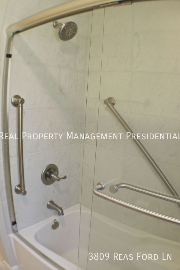 Building Photo - 3809 Reas Ford Ln