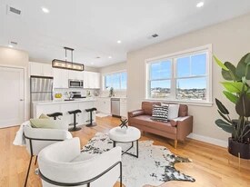 Building Photo - 4 Hecla St