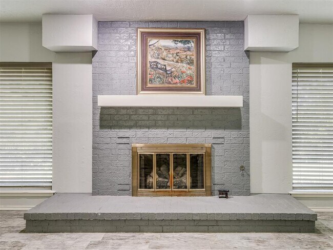 Building Photo - 3405 Woodsboro Dr