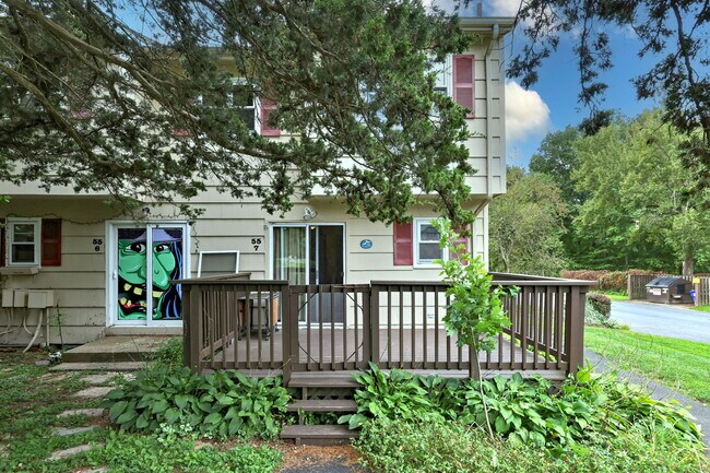 Building Photo - 55 Lantern Park Dr