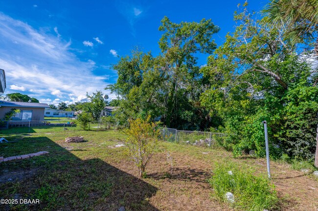 Building Photo - 416 Margie Ln