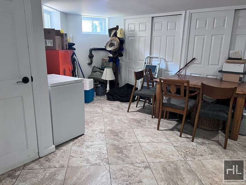 Building Photo - $7,000 | 2.5BR | 2BA | Prospect Heights Townhouse Duplex | Private Backyard | 1,500 SF | Original...