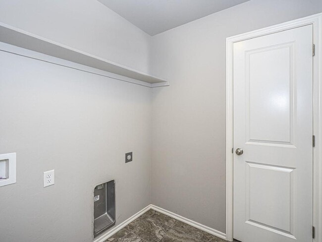 Building Photo - 2328 NW 191st Ct