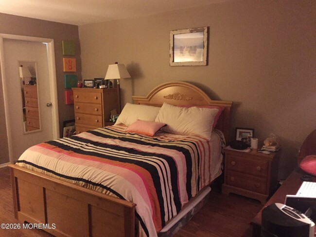 Building Photo - 505 Harding Rd