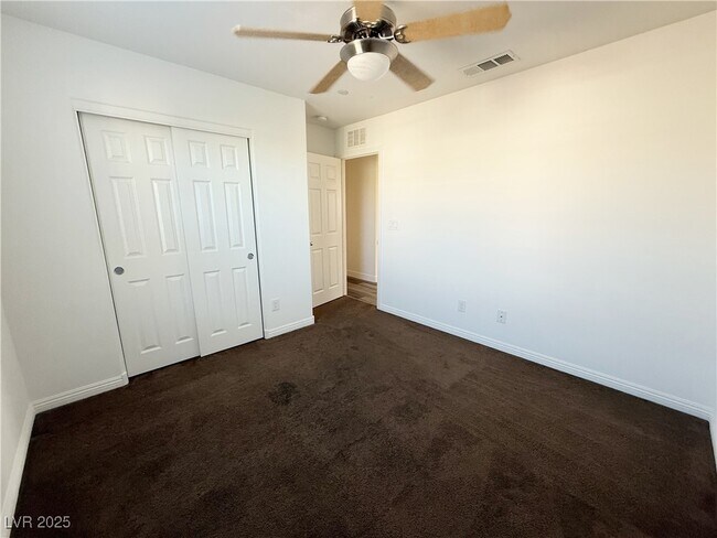 Building Photo - 4628 Woolcomber St