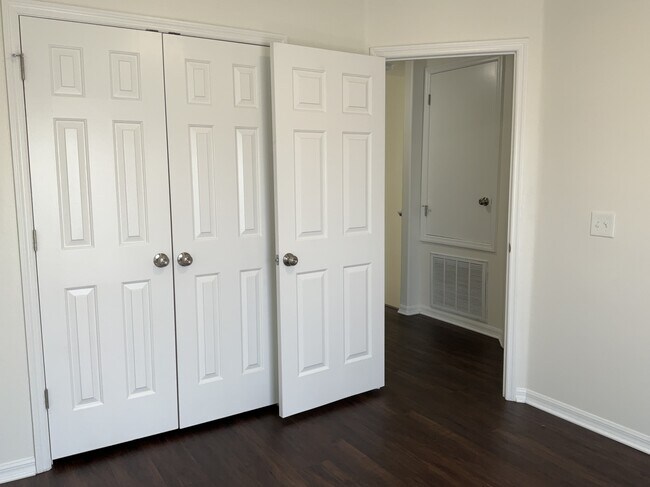 Building Photo - 27001 Cotton Key Ln