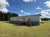 Building Photo - 122 Osage Ln