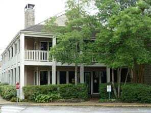 Building Photo - 2100 Tanglewilde St