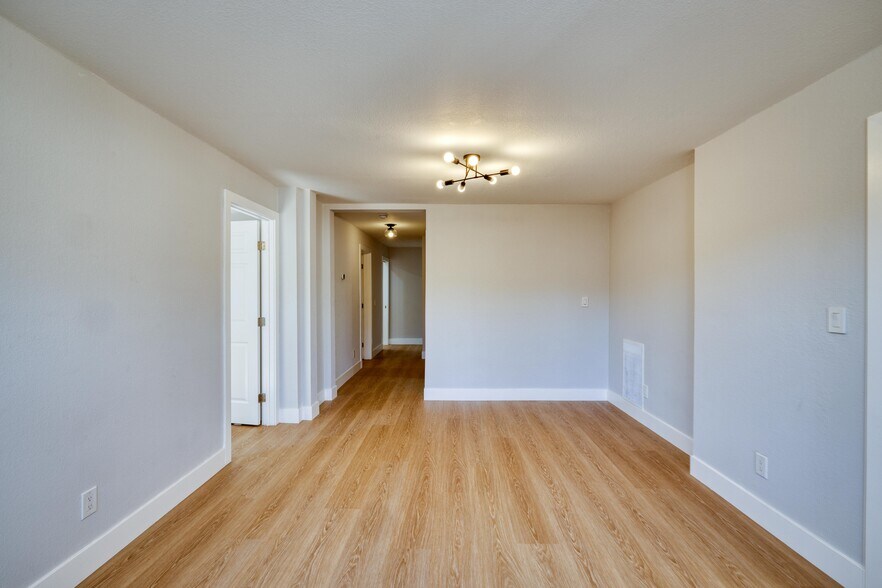 Building Photo - 2915 Filbert St