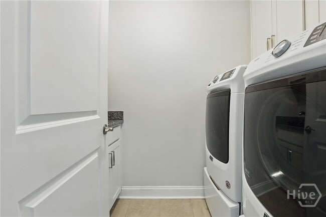 Building Photo - 29 Franklin Cut