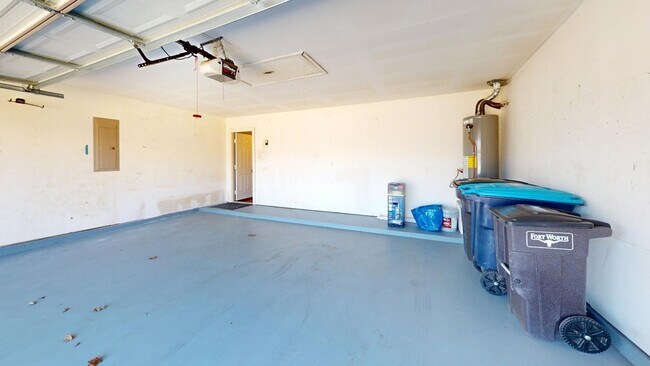 Building Photo - 7812 Silver Sage Dr