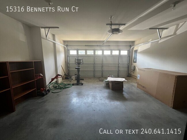 Building Photo - 15316 Bennetts Run Ct