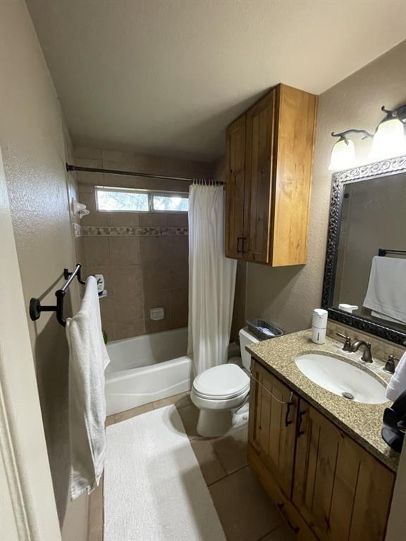 Building Photo - 2724 Cascade Falls Dr