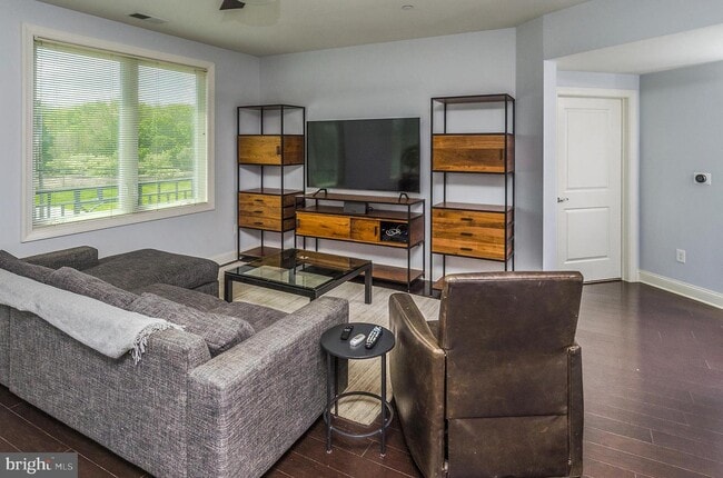 Building Photo - 2330 NJ-33