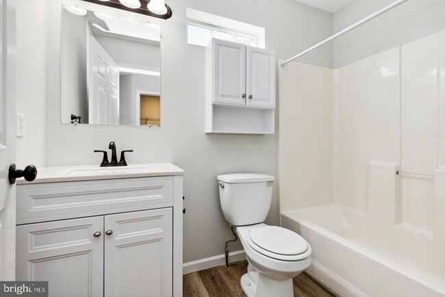 Building Photo - 56 S Charlotte St