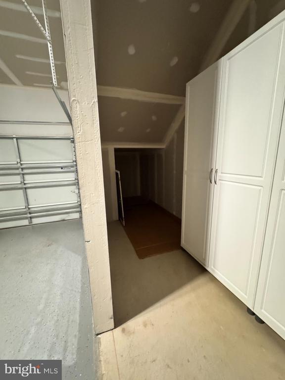 Building Photo - 2959 Chesham St